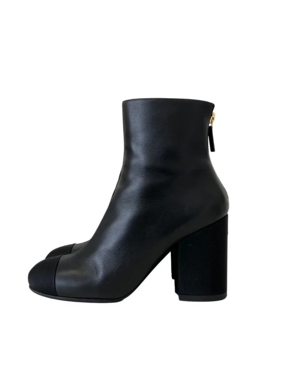 Chanel CC Logo Leather Ankle Boots 37.5 Equivalent Black